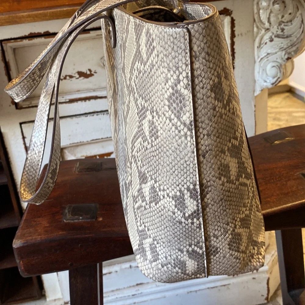 Carlos Santana leather Toto - Picture 3 of 9